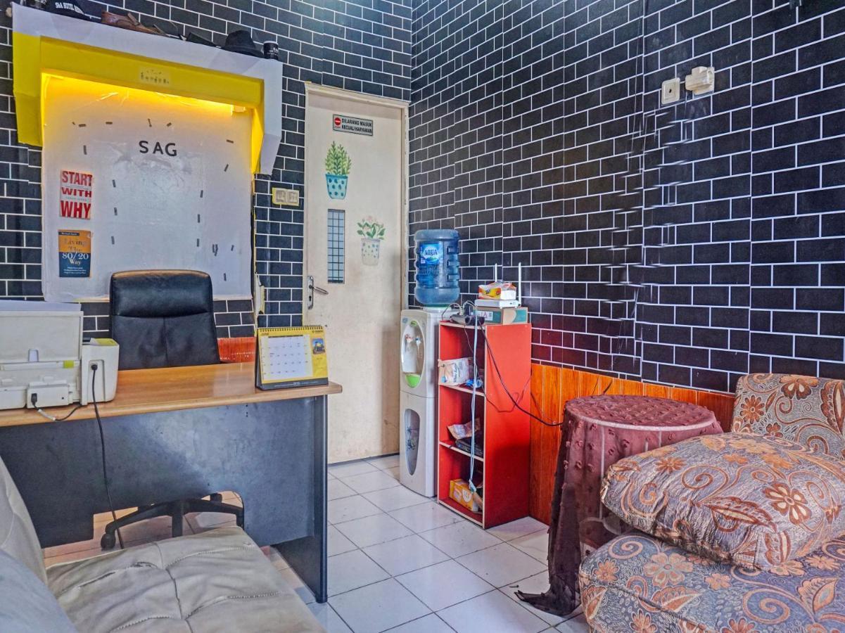 Hôtel Oyo 91420 S&A Collection à Jakarta Extérieur photo